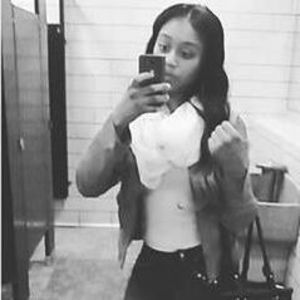 Meet your Posher, Alitia