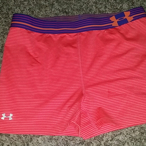 Under armour spandex shorts