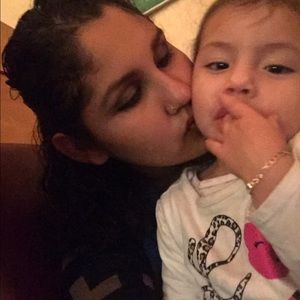 Meet your Posher, Cynthia