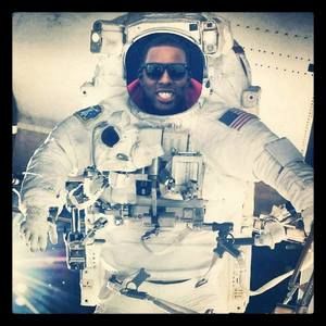 Meet your Posher, Larron