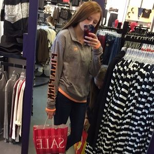 Meet your Posher, Laci