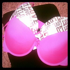 2 Bra's