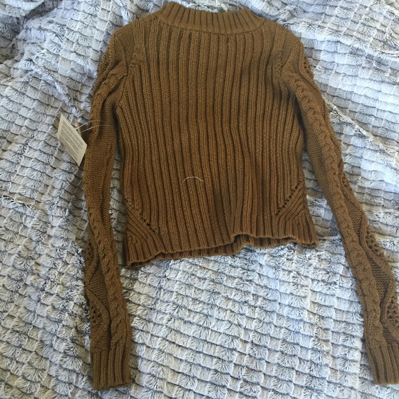 ❌SOLD❌Knit Sweater - Picture 4 of 4