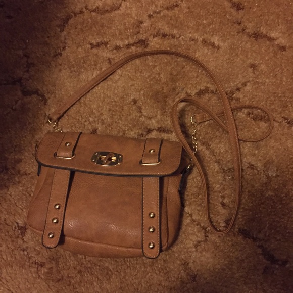 Rue21 Cross body purse