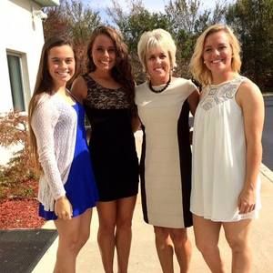 Meet your Posher, Alyson