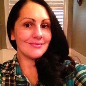 Meet your Posher, Angelique