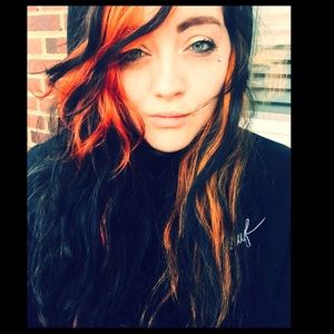 Meet your Posher, Brittni