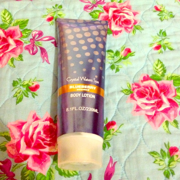 Blueberry lotion 💙