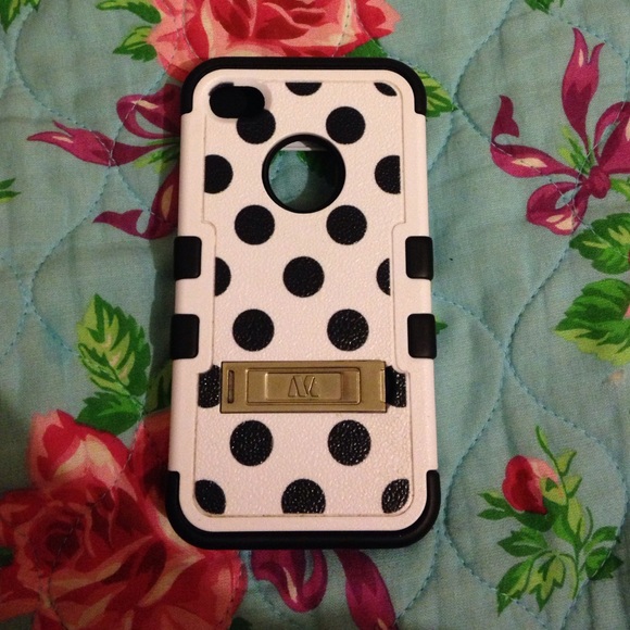 iPhone 4 case 🤘🏼 - Picture 2 of 4