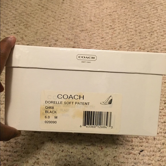 Coach Patent leather wedges size 6 - Picture 4 of 4