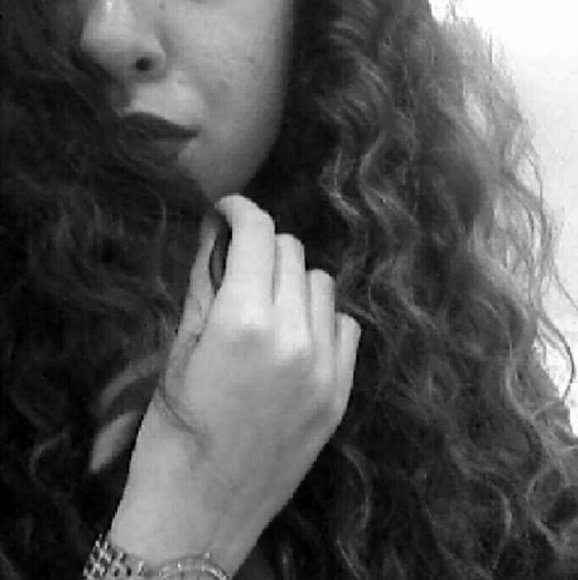 Meet your Posher, Lauren
