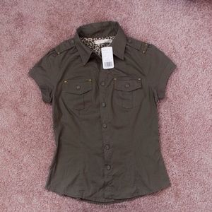 Brand New F21 Button down top