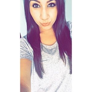 Meet your Posher, Aileen