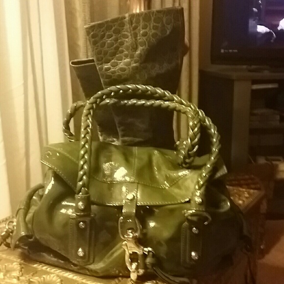 Beautiful true patent leather green satchel