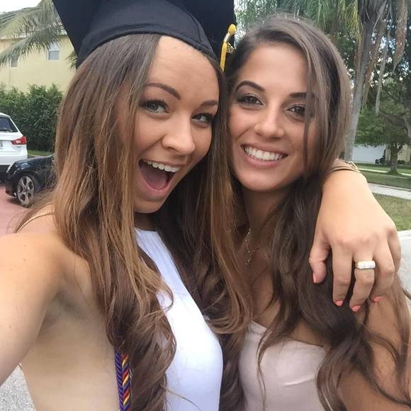 Meet your Posher, Nikki - Picture 1 of 1