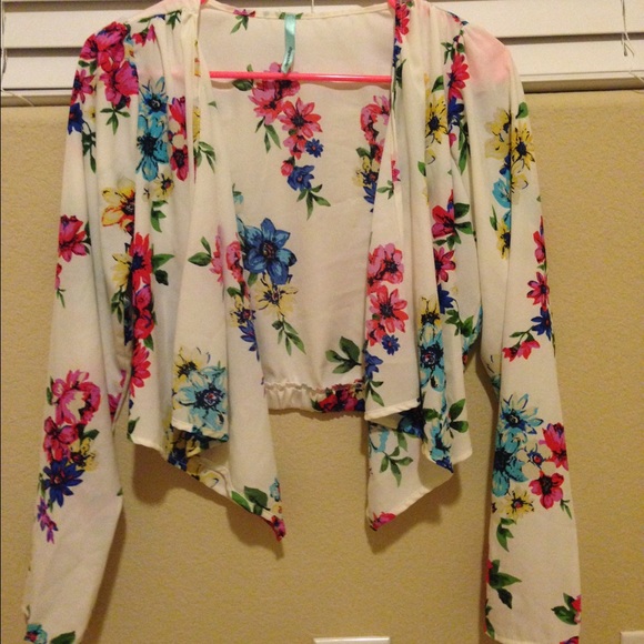 Chiffon cropped jacket