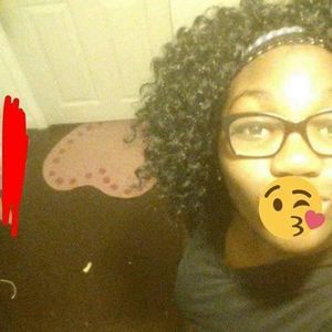 Meet your Posher, Di'neva