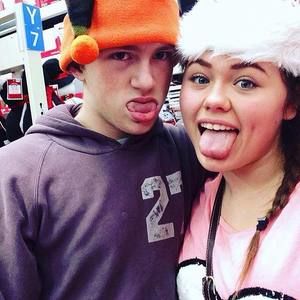 Meet your Posher, Annabella