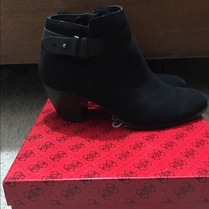 Guess Veora black suede bootie size 6