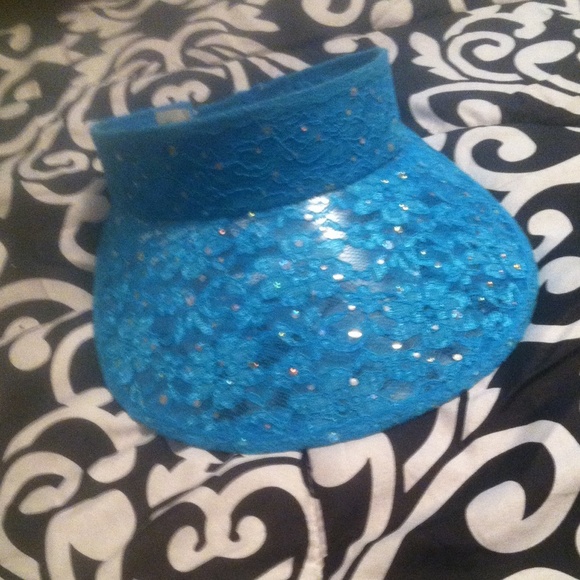 Sunvisor - Picture 4 of 4