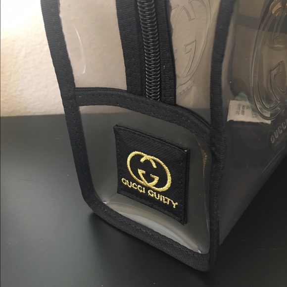 🎉SALE🎉 -🔆 Gucci Guilty makeup bag! 🔆 - Picture 4 of 4