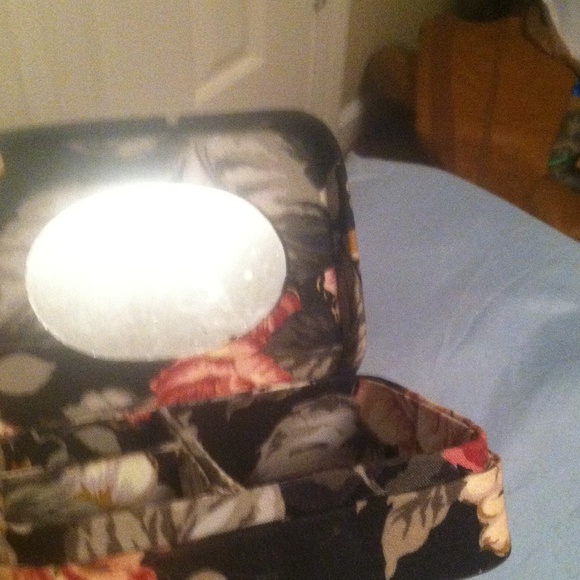 Jewelry Box - Picture 2 of 4