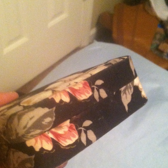 Jewelry Box - Picture 3 of 4