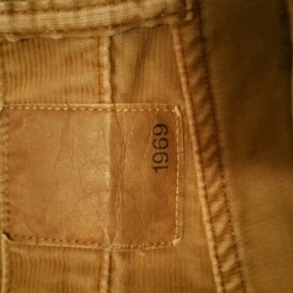 Two Pairs of Gap 1969 Corduroy Pants! - Picture 3 of 4