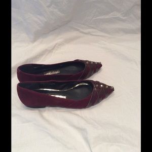 Boutique 9 flat pointed toe size 6