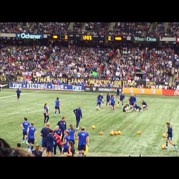 Meet your Posher, Laura