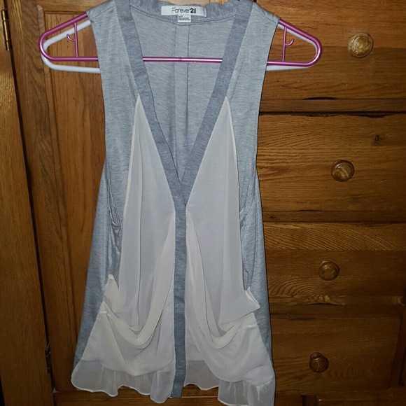 OFFERS!!!! :) Adorable drapey blouse