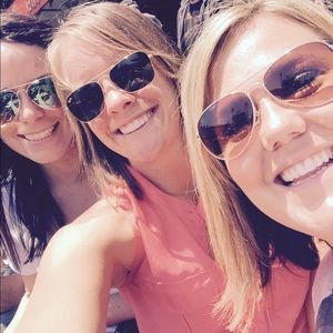 Meet your Posher, Rachelle