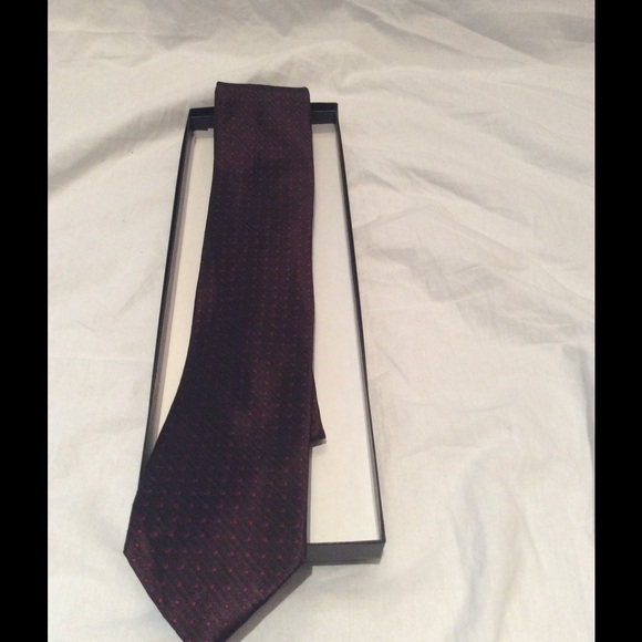 ENRO Von Maur Men's Tie