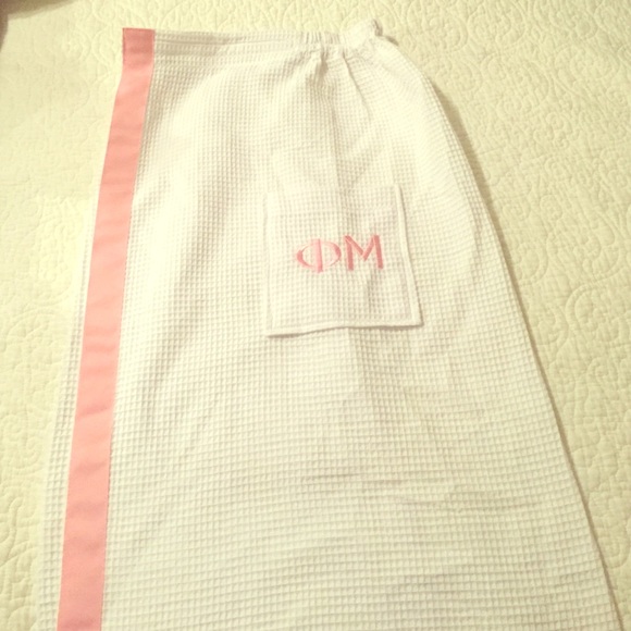 White and pink Phi Mu towel wrap