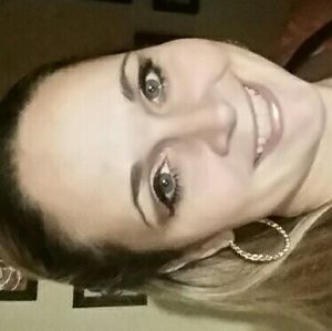 Meet your Posher, Teri