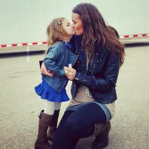 Meet your Posher, Chelsie