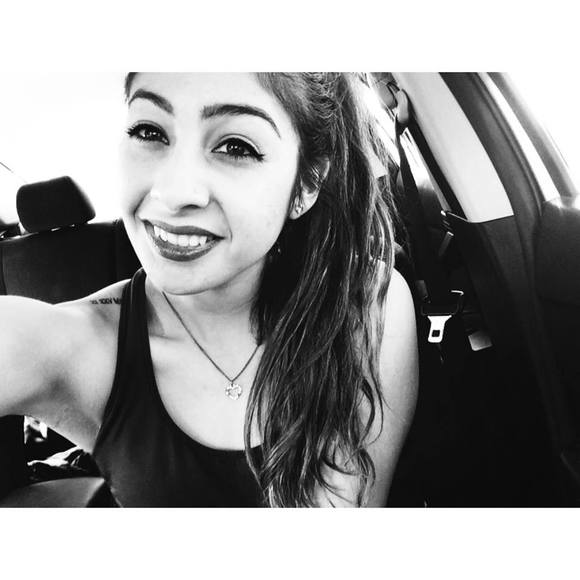 Meet your Posher, Victoria - Picture 1 of 1