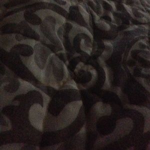 Meet your Posher, Leah