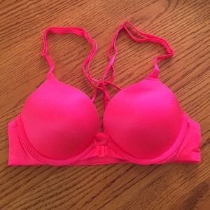 NWOT Victoria's Secret VERY SEXY Racerback bra!