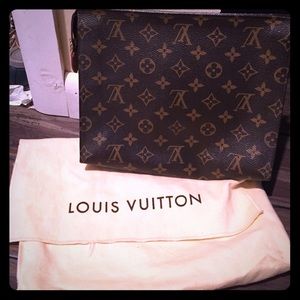 100% Authentic Toiletry 26 LV Pouch