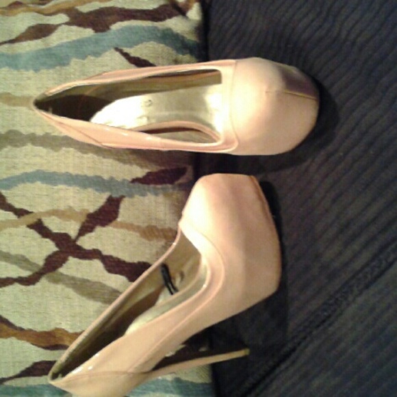 !!!heels !!! - Picture 2 of 2