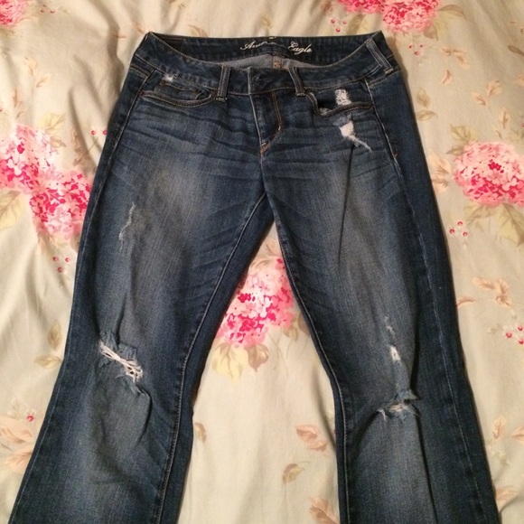 American Eagle Distressed Straight Jeans