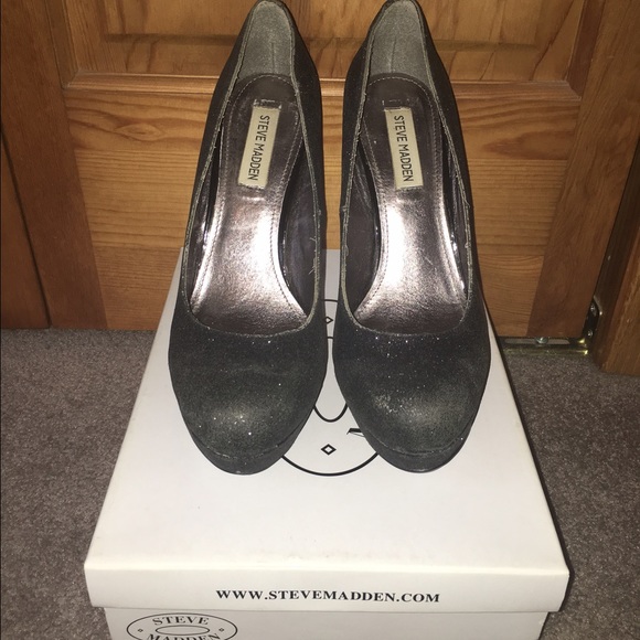 Steve Madden P-Vaneza black glitter heels