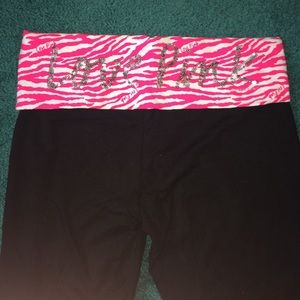 Victoria's Secret PINK cropped yoga pants