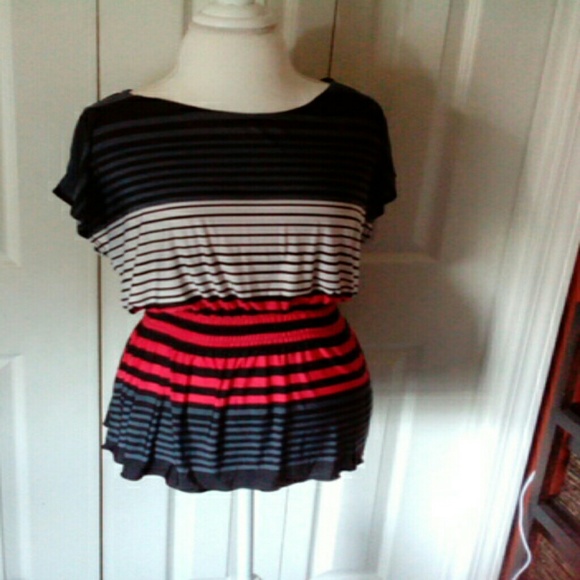 Gray, Black, White, and Red Striped Blouse - Picture 4 of 4