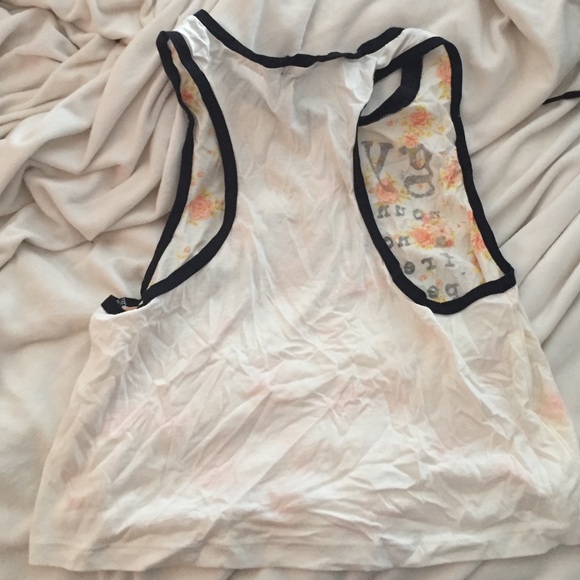 Never worn crop top racer tank. Size Large. $10. - Picture 4 of 4