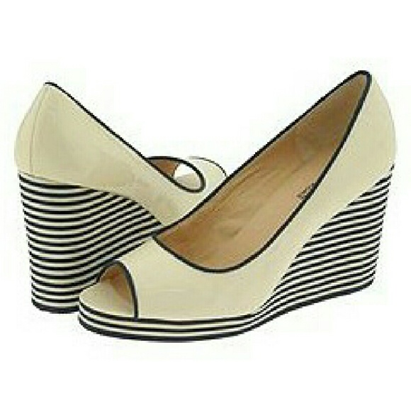 Michael Kors Open Toe Wedges - Picture 1 of 2