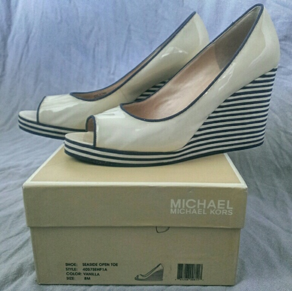 Michael Kors Open Toe Wedges - Picture 2 of 2