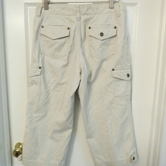 Khaki - Picture 4 of 4