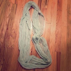 Infinity scarf